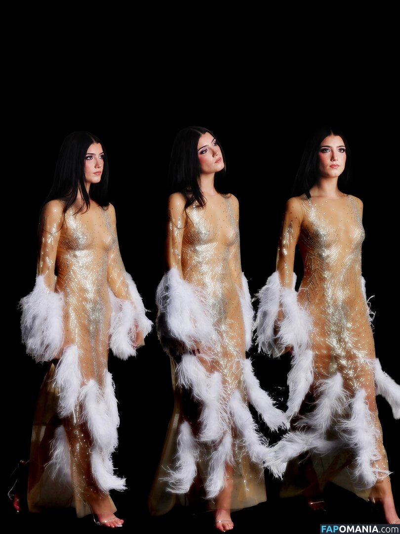 Charli D'Amelio / Charli Damelio / charlidamelio / charliesdamelio Nu OnlyFans  Photo fuitée #1577