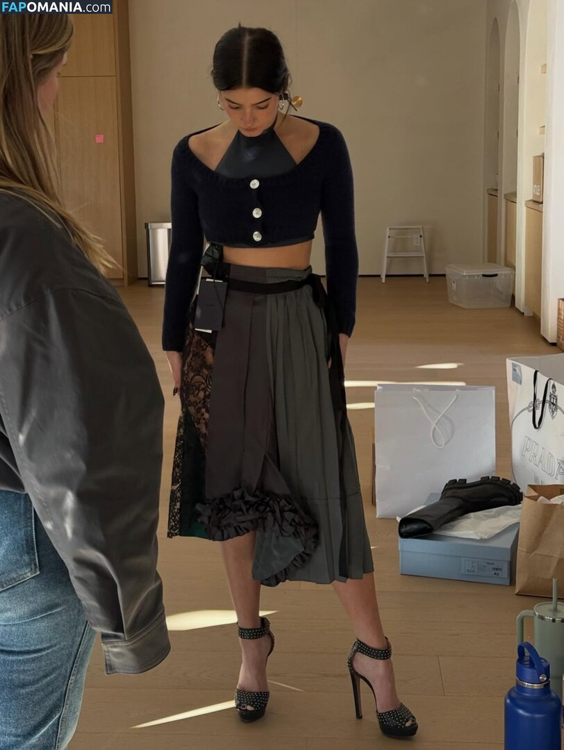 Charli D'Amelio / Charli Damelio / charlidamelio / charliesdamelio Nu OnlyFans  Photo fuitée #1611