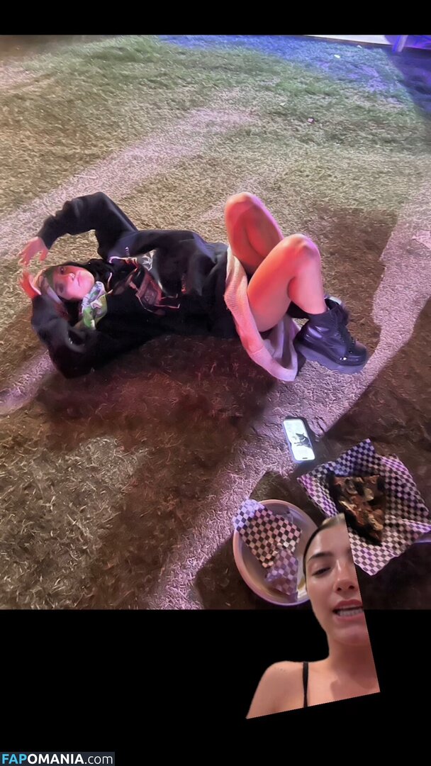 Charli D'Amelio / Charli Damelio / charlidamelio / charliesdamelio Nu OnlyFans  Photo fuitée #1649