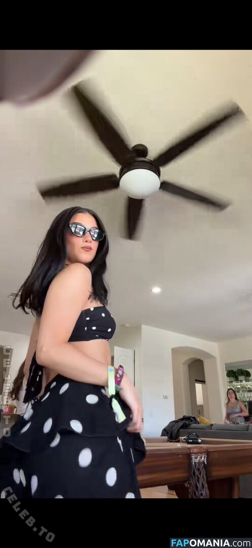 Charli D'Amelio / Charli Damelio / charlidamelio / charliesdamelio Nu OnlyFans  Photo fuitée #1663