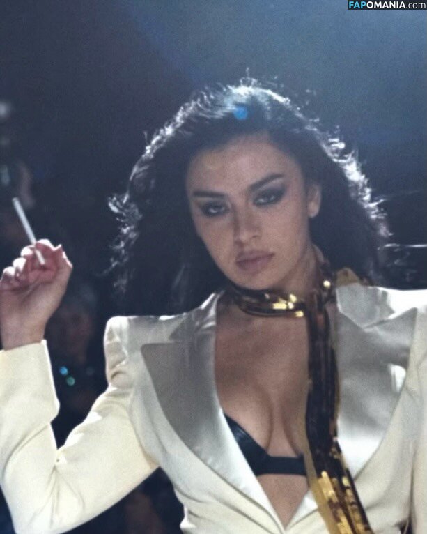Charli XCX / charli_xcx / charlignarly / charlixcx / https: Nu OnlyFans  Photo fuitée #1268