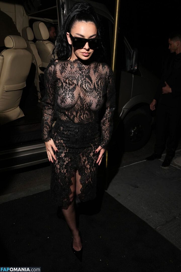 Charli XCX / charli_xcx / charlignarly / charlixcx / https: Nu OnlyFans  Photo fuitée #1284