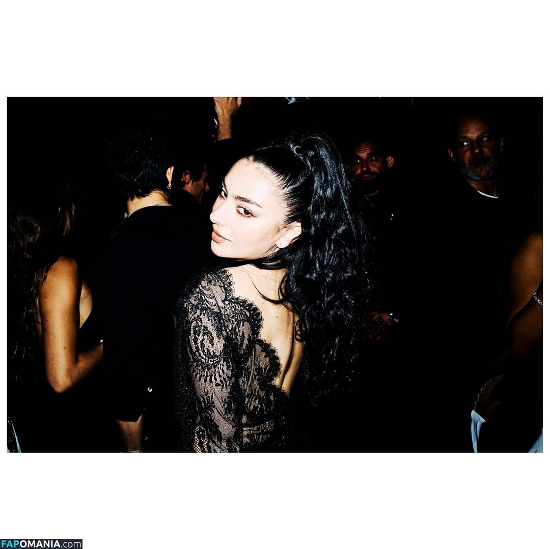 Charli XCX / charli_xcx / charlignarly / charlixcx / https: Nu OnlyFans  Photo fuitée #1285