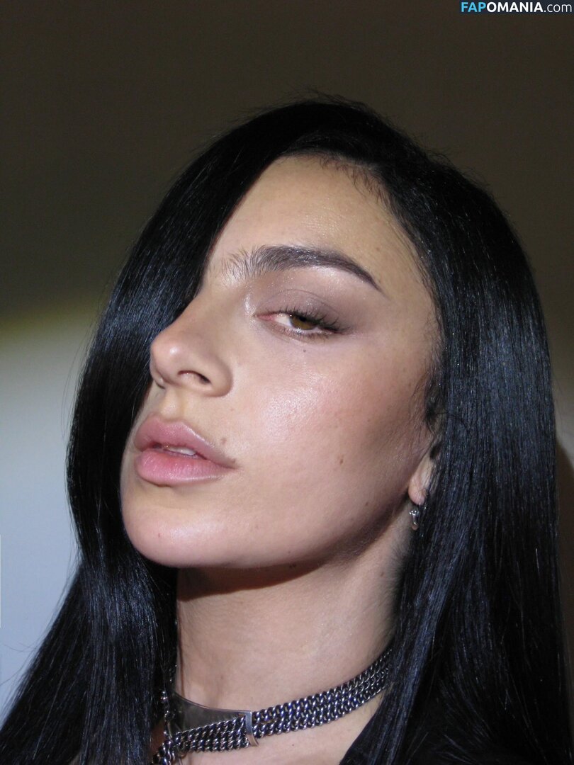 Charli XCX / charli_xcx / charlignarly / charlixcx / https: Nu OnlyFans  Photo fuitée #1291