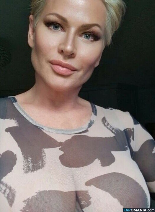 Cheri_vi / cheri_v_0 Nu OnlyFans  Photo fuitée #35