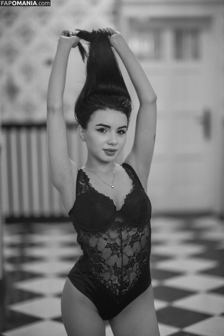 cherry_lollypop Nu OnlyFans  Photo fuitée #8