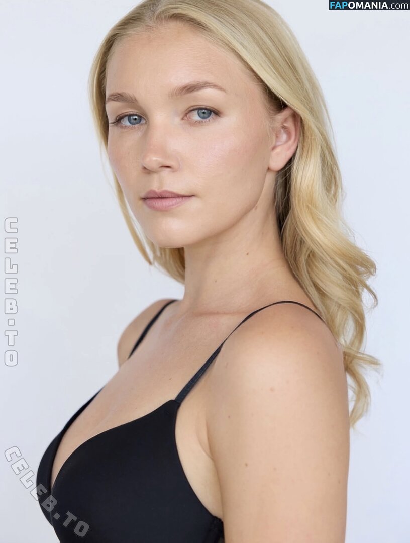 Chiara Schmitt / chiaracs_ Nu OnlyFans  Photo fuitée #7