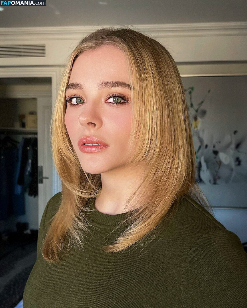 Chloe Grace Moretz / ChloeGMoretz Nu OnlyFans  Photo fuitée #488