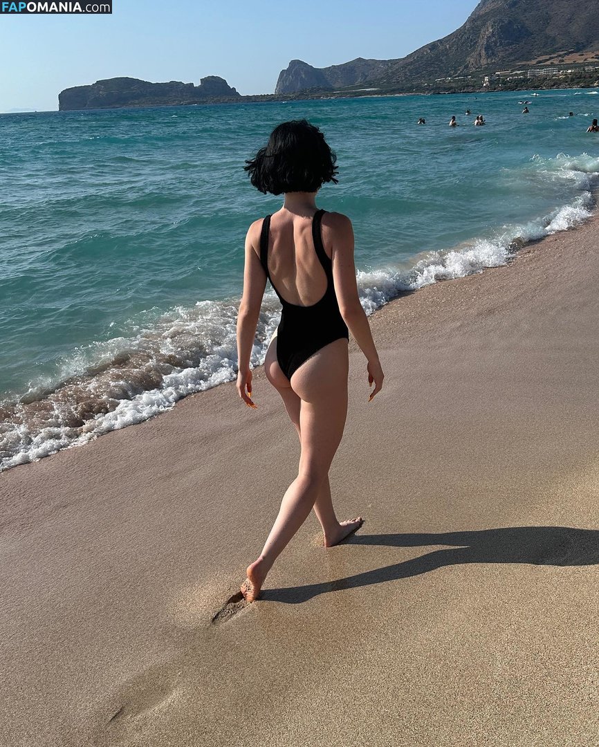 Chloe Hodgson Chloehodgson / chloehodgson / xchloehodgsonx Nu OnlyFans  Photo fuitée #4