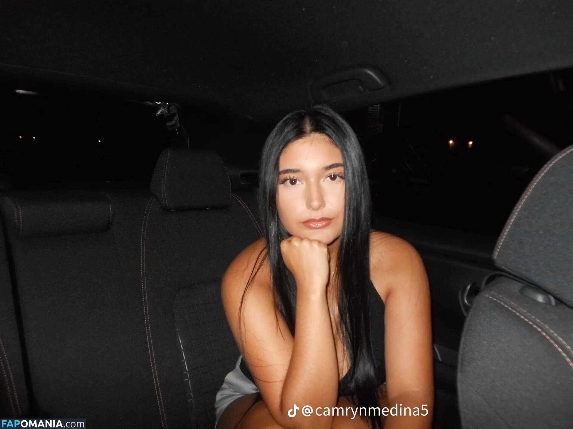 Chloe Medina Nu OnlyFans  Photo fuitée #4