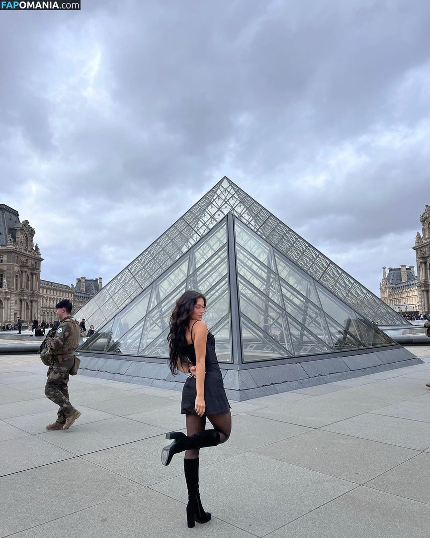 Chloefanzi / Chloepriv / _.chloepriv Nu OnlyFans  Photo fuitée #15