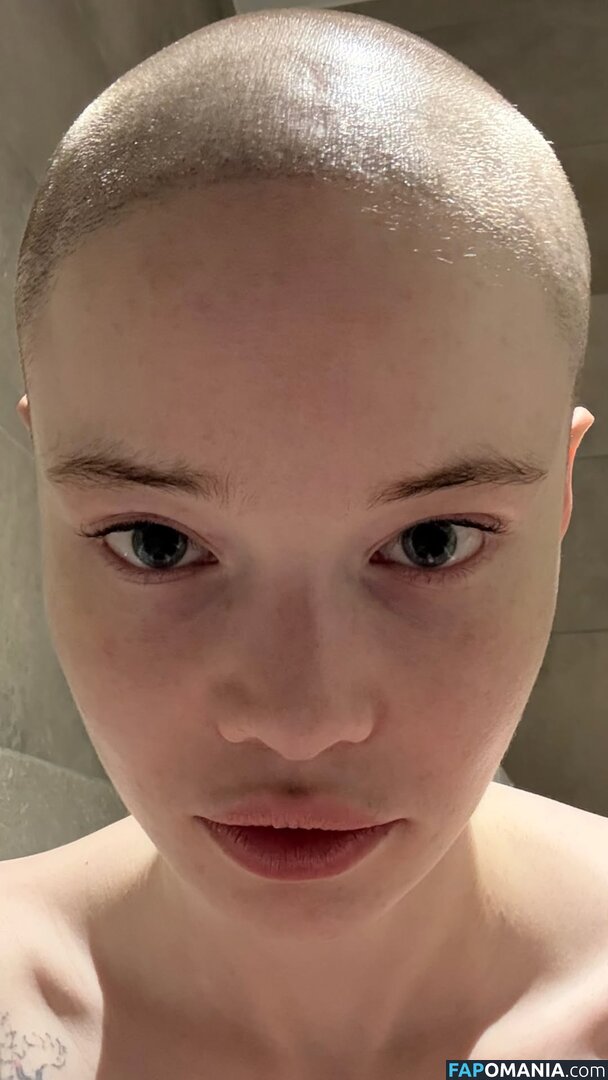 Chloerannoch / Okichloeo Nu OnlyFans  Photo fuitée #20