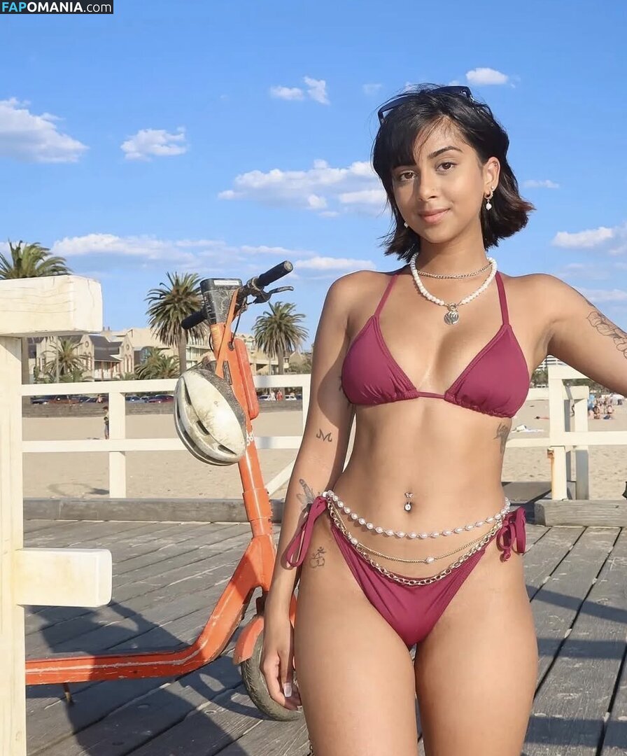 Chrissymenzies / chrissymenzies__ Nu OnlyFans  Photo fuitée #3