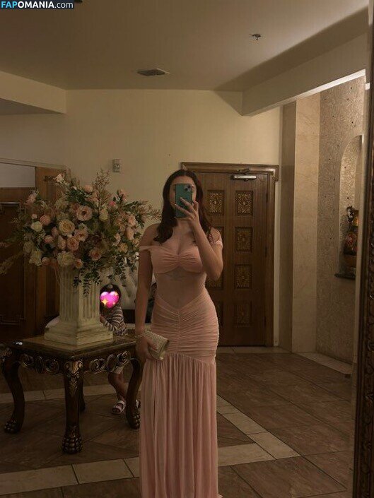 Christina Katava / christinakatava Nu OnlyFans  Photo fuitée #3