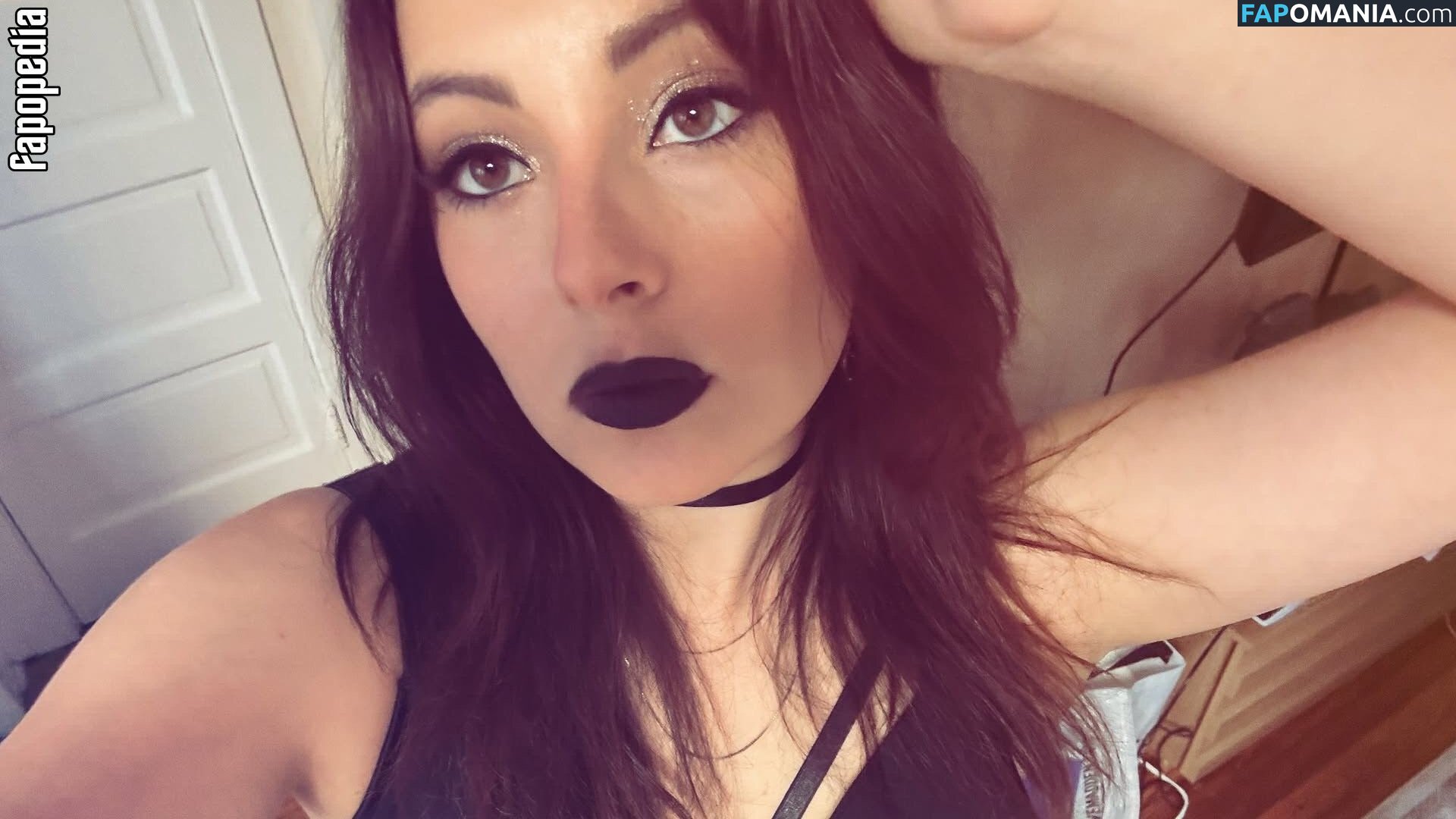 Christina Markus / christina.and.the.dane / iammkage Nu OnlyFans  Photo fuitée #12