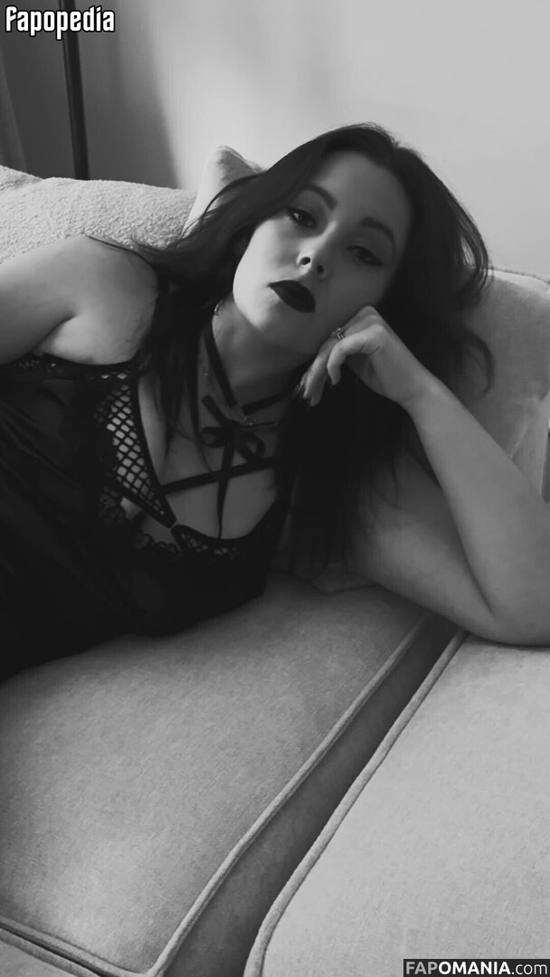 Christina Markus / christina.and.the.dane / iammkage Nu OnlyFans  Photo fuitée #13