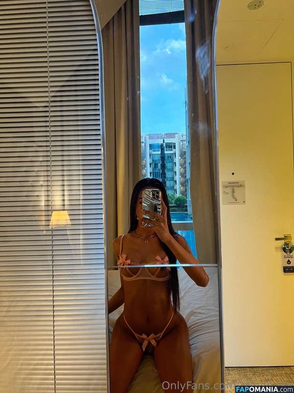 Christine Dior / https: / its.xtinedior / xtinebabe Nu OnlyFans  Photo fuitée #11