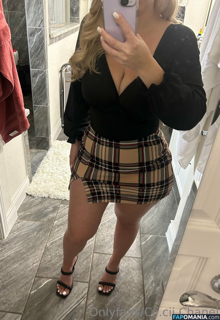 cii.cii / cii.cii.cii Nu OnlyFans  Photo fuitée #10