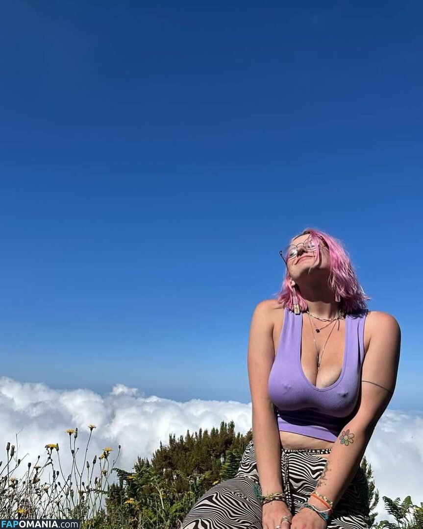 Clairewaytoheaven / saltwaterfaerie Nu OnlyFans  Photo fuitée #17