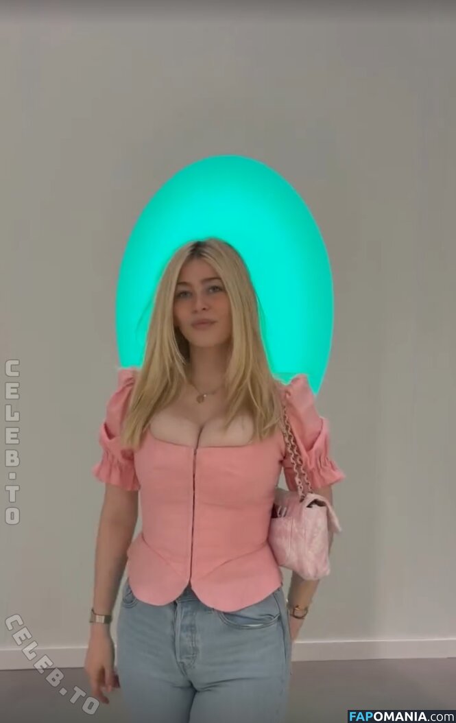 Clementine Vaughn / clementinevaughn Nu OnlyFans  Photo fuitée #1