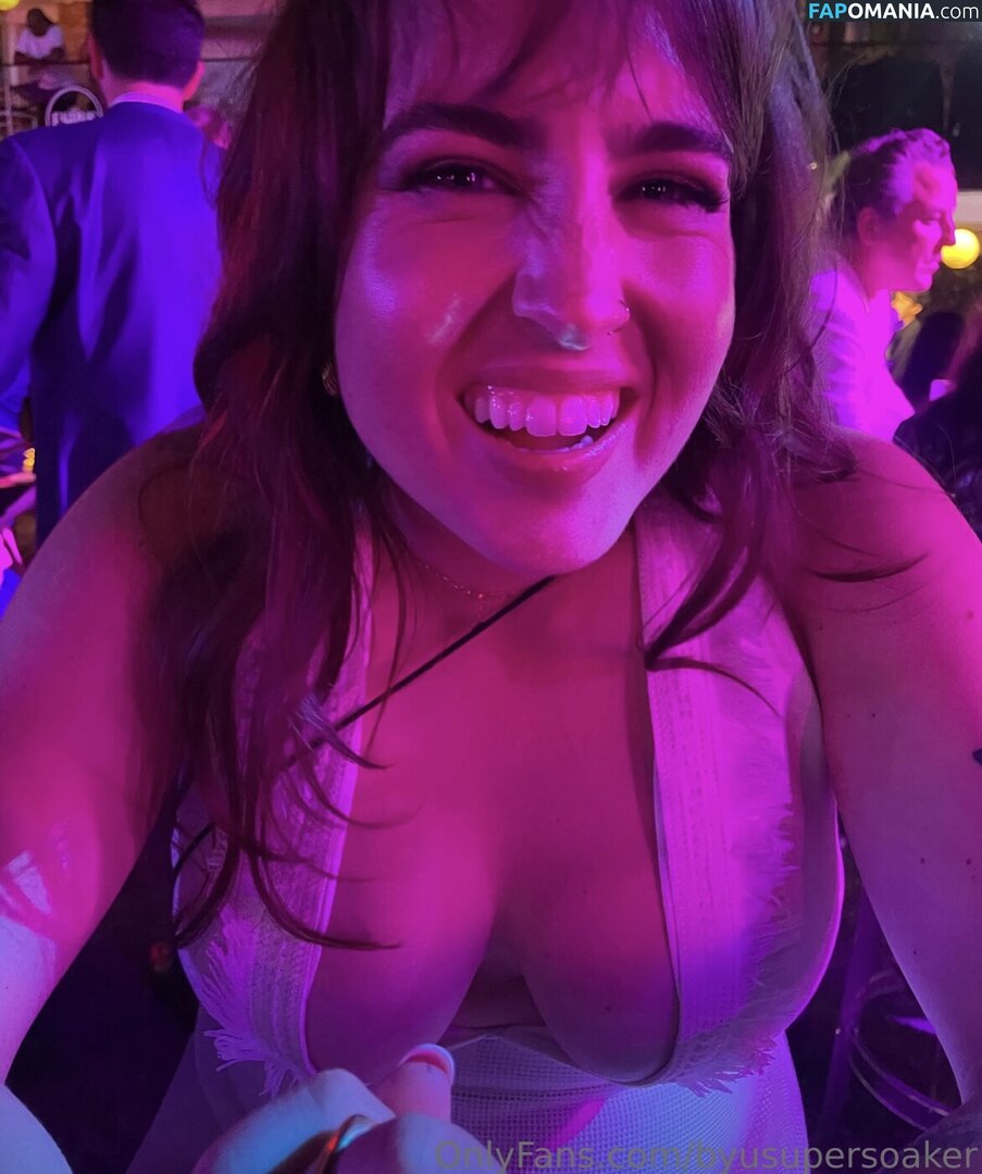 Boob Dylan / Colorado standup comedian / Coriinthehaus / byusupersoaker / cori dech Nu OnlyFans  Photo fuitée #4
