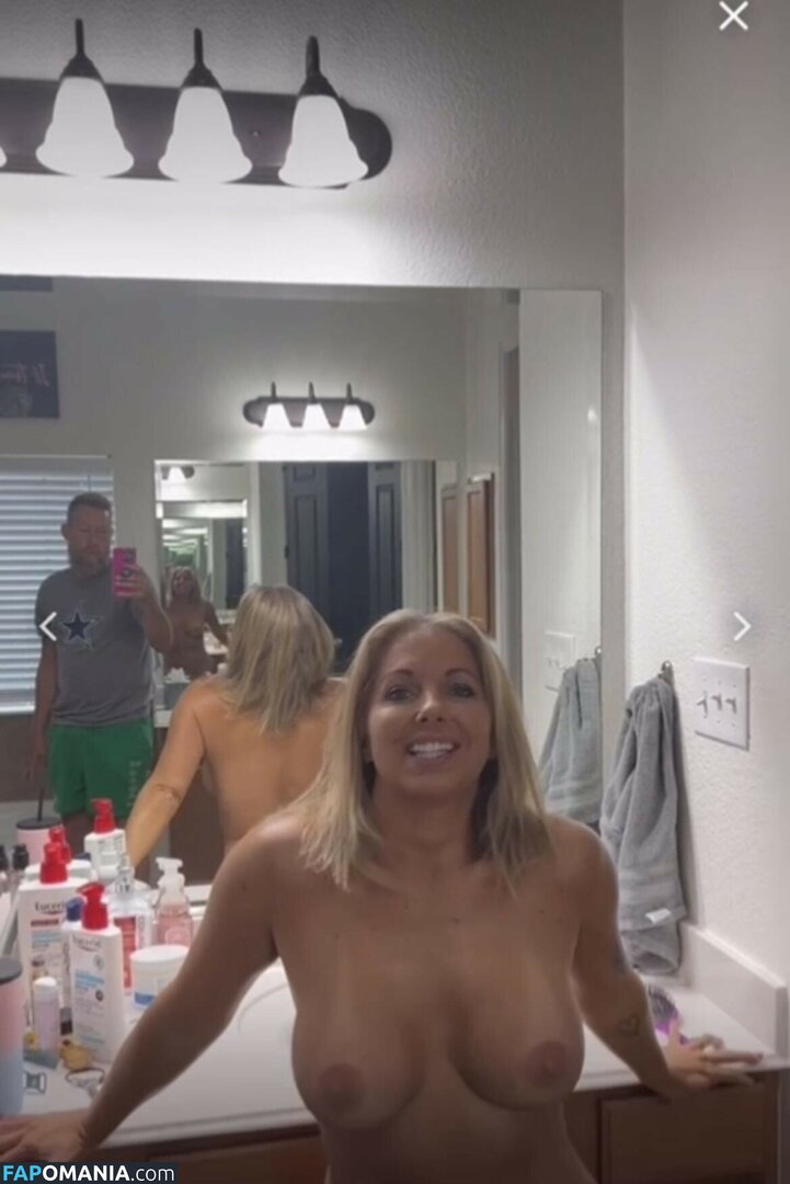 Courtney Ann / courtneyanntt / courtneyyyannnn Nu OnlyFans  Photo fuitée #49
