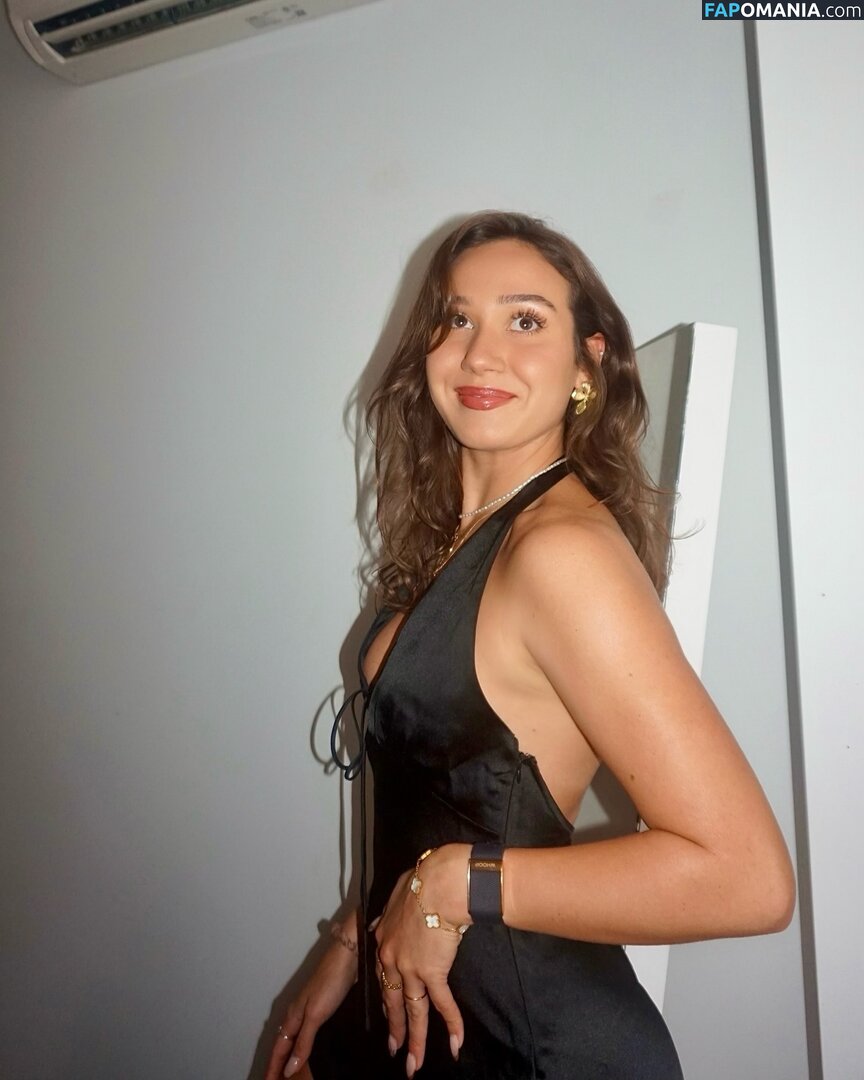 Courtney Sarault / court_sarault / courtsarault / https: Nu OnlyFans  Photo fuitée #26