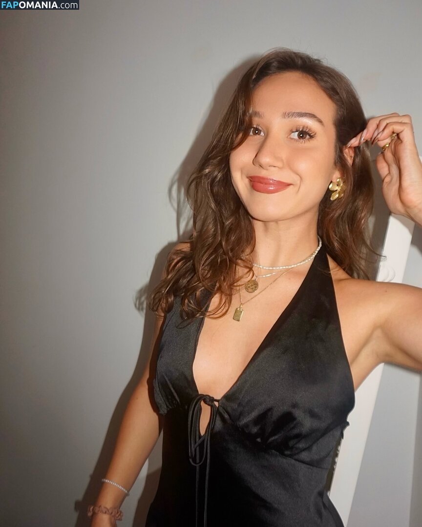 Courtney Sarault / court_sarault / courtsarault / https: Nu OnlyFans  Photo fuitée #28
