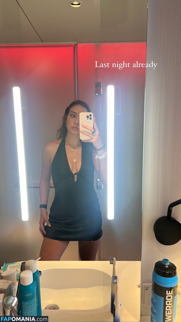 Courtney Sarault / court_sarault / courtsarault / https: Nu OnlyFans  Photo fuitée #29
