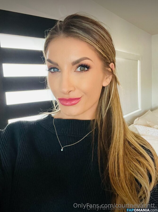courtneyanntt / texasthighs Nu OnlyFans  Photo fuitée #7