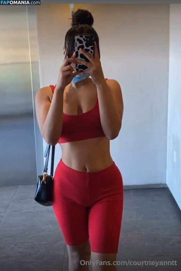 courtneyanntt / texasthighs Nu OnlyFans  Photo fuitée #14