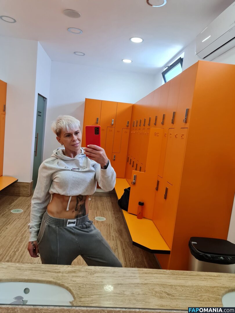 chelseypleasant / crazyxbody / https: / musclegirlxxx Nu OnlyFans  Photo fuitée #220