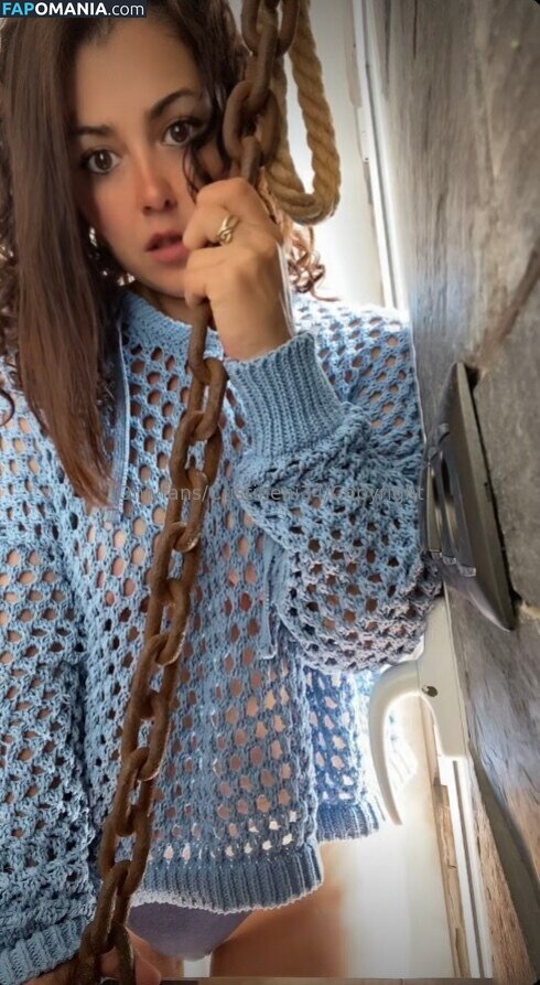 cristineni34 Nu OnlyFans  Photo fuitée #4