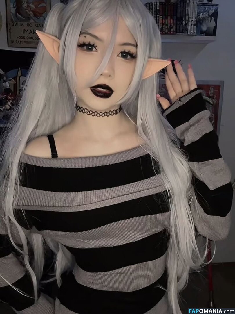 Crybabyx0xx Nu OnlyFans  Photo fuitée #2