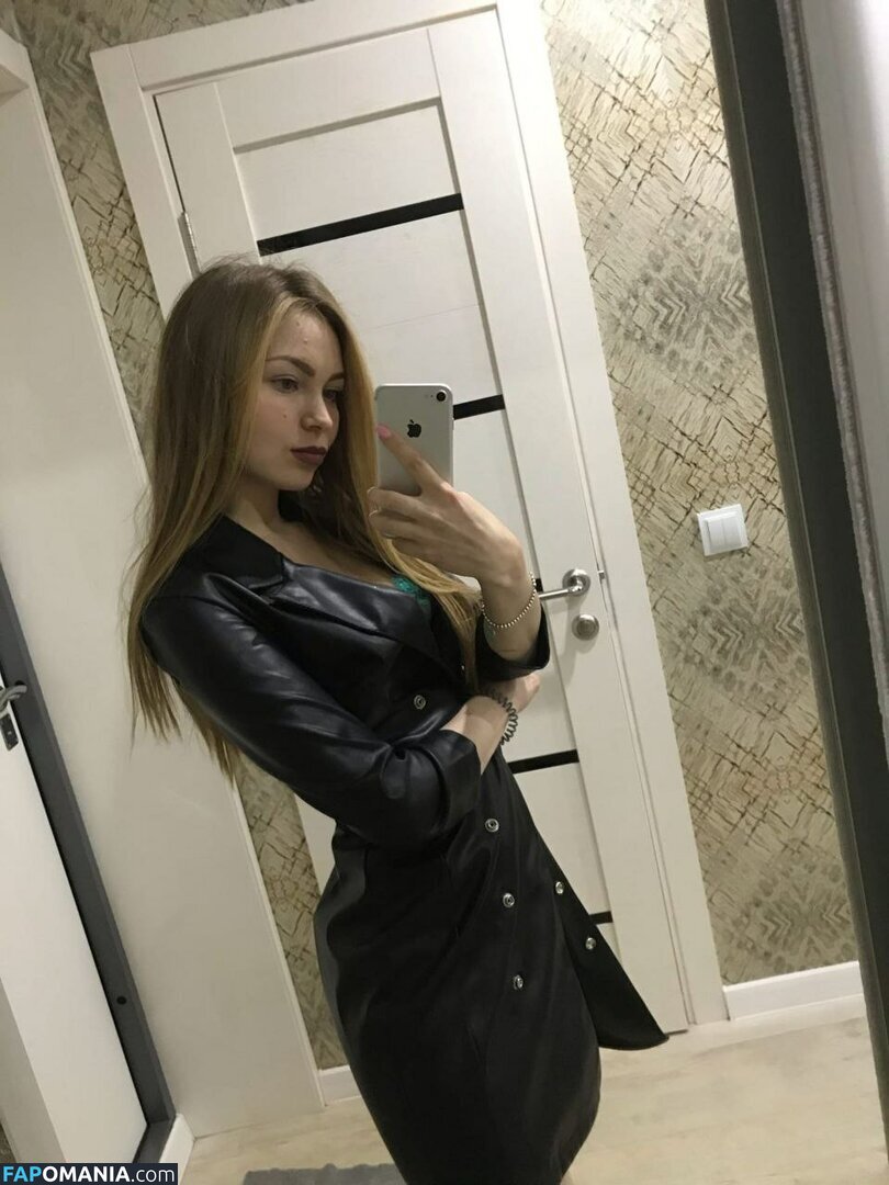 Crystallandysh Nu OnlyFans  Photo fuitée #7