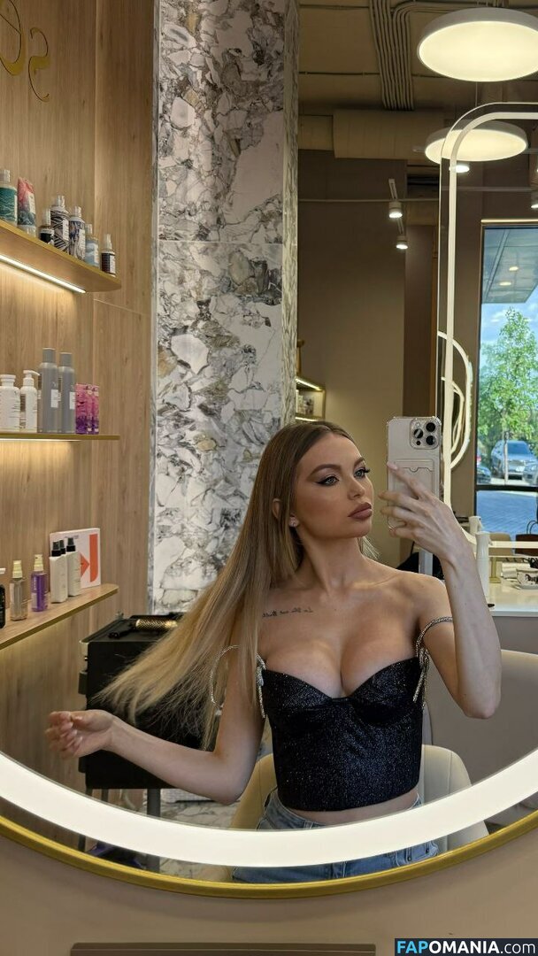 Crystallandysh Nu OnlyFans  Photo fuitée #20