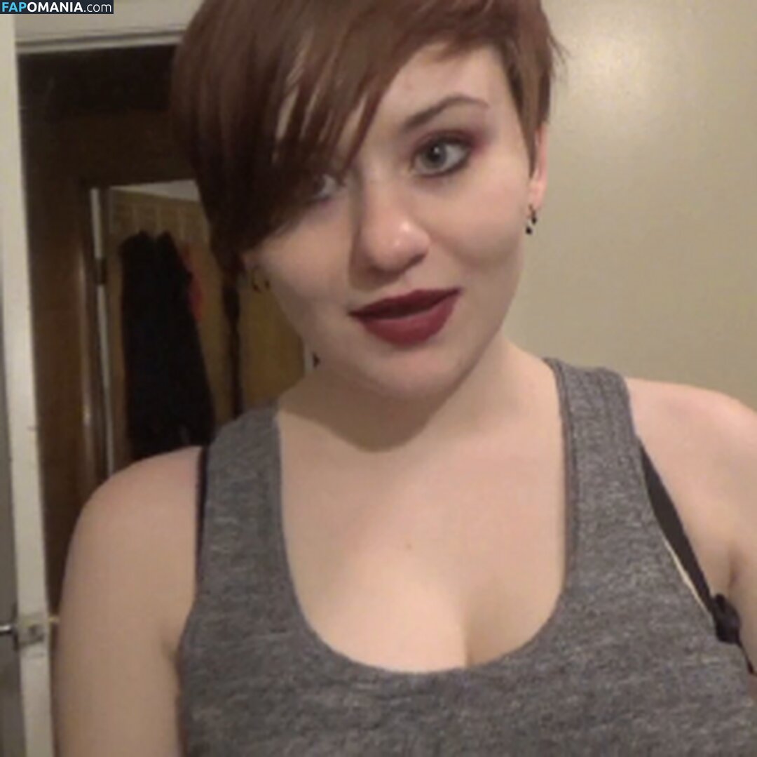 Curvy Elvish Girl / Viviana Black / curvyelvishgirl Nu OnlyFans  Photo fuitée #68