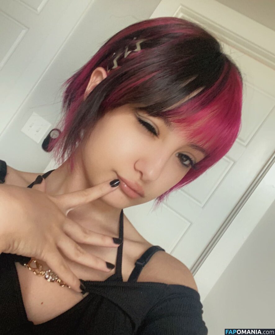 CyntheticDoll / https: / synthetic.doll Nu OnlyFans  Photo fuitée #2
