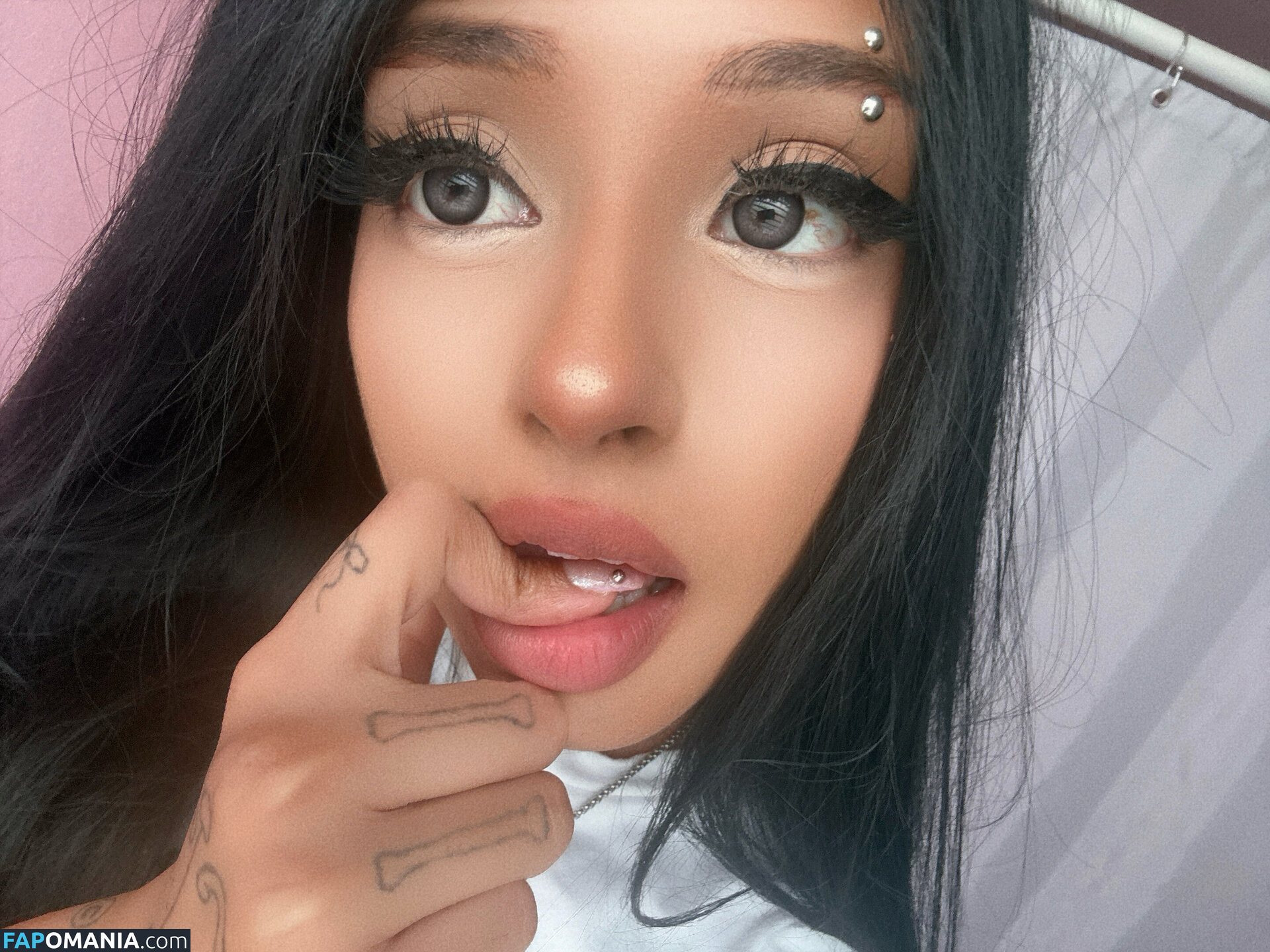 d0llgrim / grimd0ll / therealgrim Nu OnlyFans  Photo fuitée #1