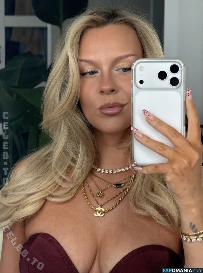 Dagi Bee / dagibee Nu OnlyFans  Photo fuitée #327