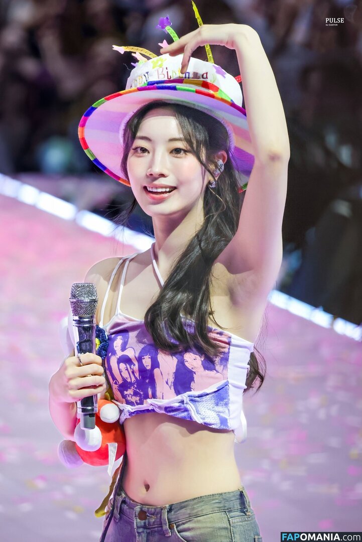 Dahyun / TWIƆƎ | TWICE / dahhyunnee Nu OnlyFans  Photo fuitée #5