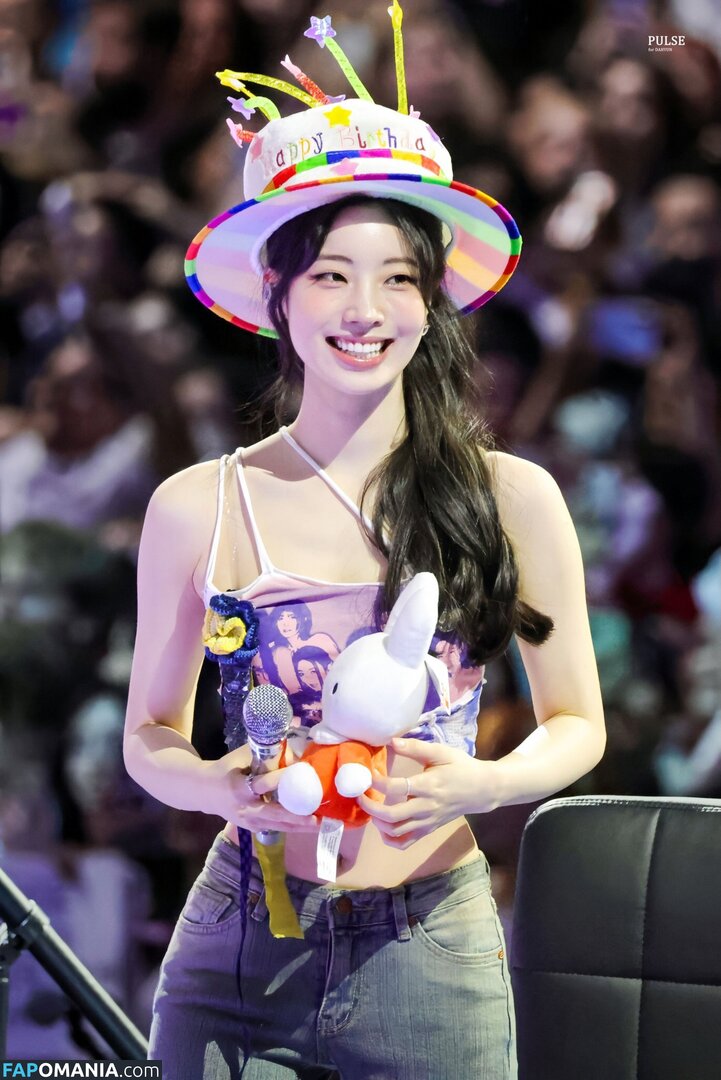 Dahyun / TWIƆƎ | TWICE / dahhyunnee Nu OnlyFans  Photo fuitée #7