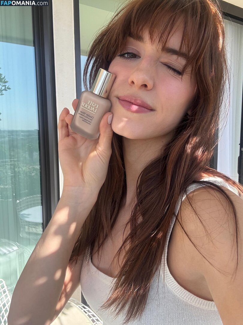 Daisy Edgar-Jones / daisyedgarjones Nu OnlyFans  Photo fuitée #270