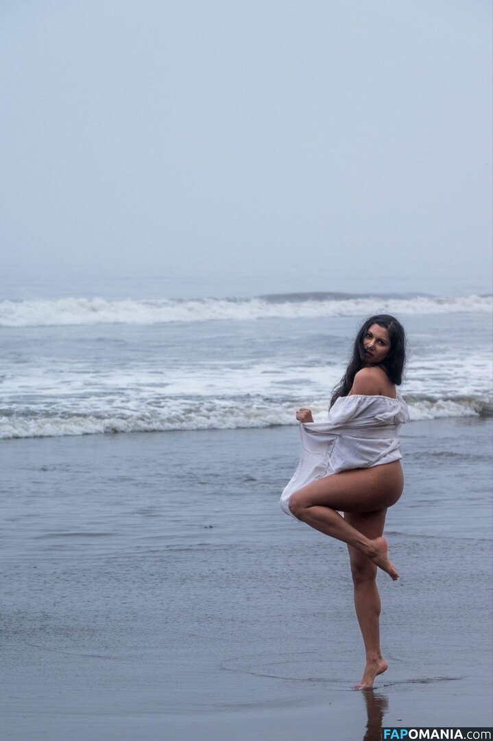 Carla White / Dakini / Devi / devithemodel / googlymonstor Nu OnlyFans  Photo fuitée #785