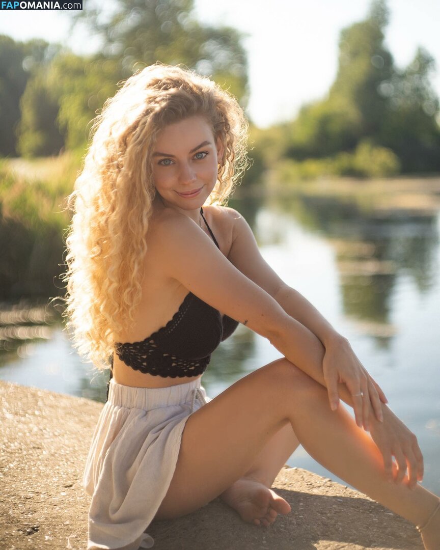 Dalmalaluna / Kitti Dalma / dalunahh Nu OnlyFans  Photo fuitée #19