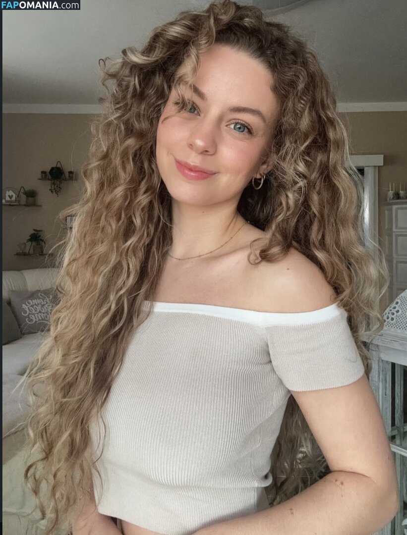 Dalmalaluna / Kitti Dalma / dalunahh Nu OnlyFans  Photo fuitée #153