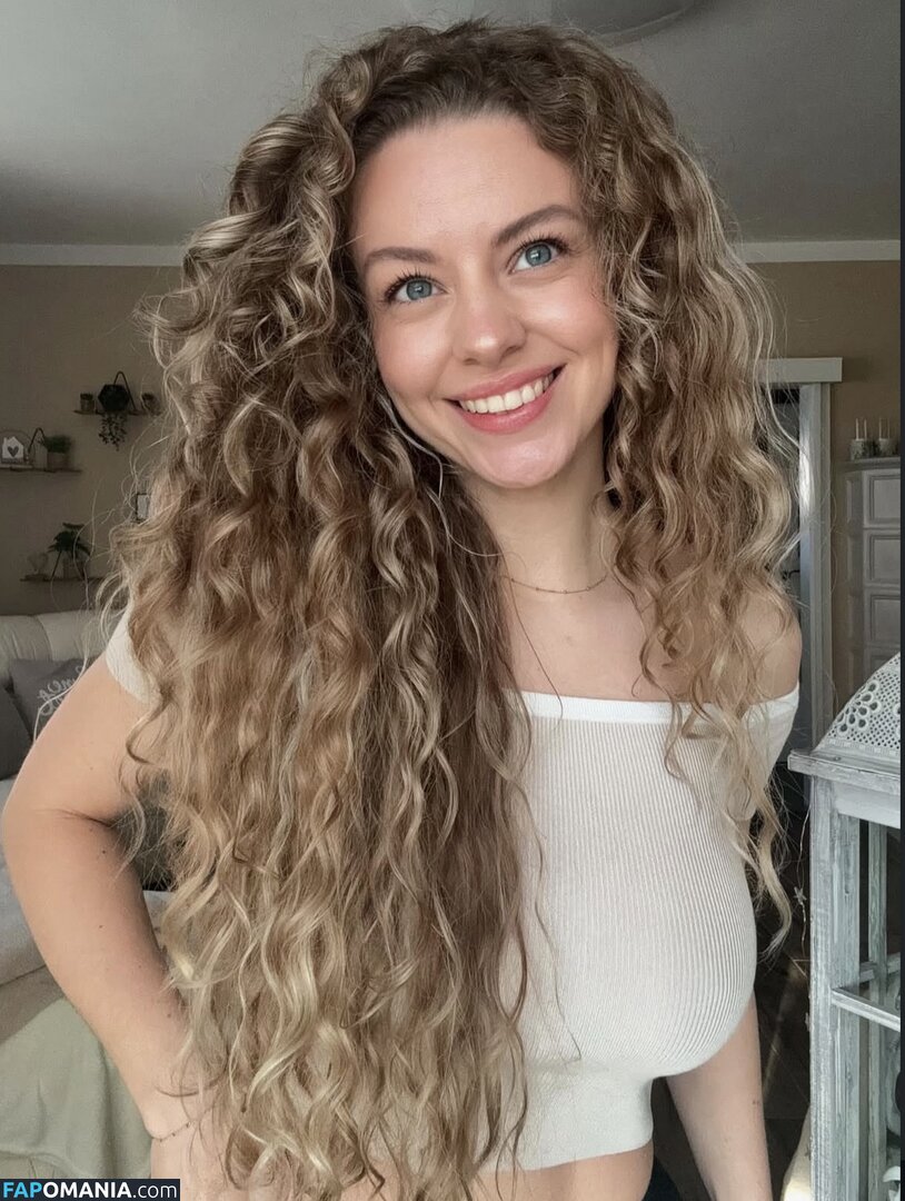 Dalmalaluna / Kitti Dalma / dalunahh Nu OnlyFans  Photo fuitée #154