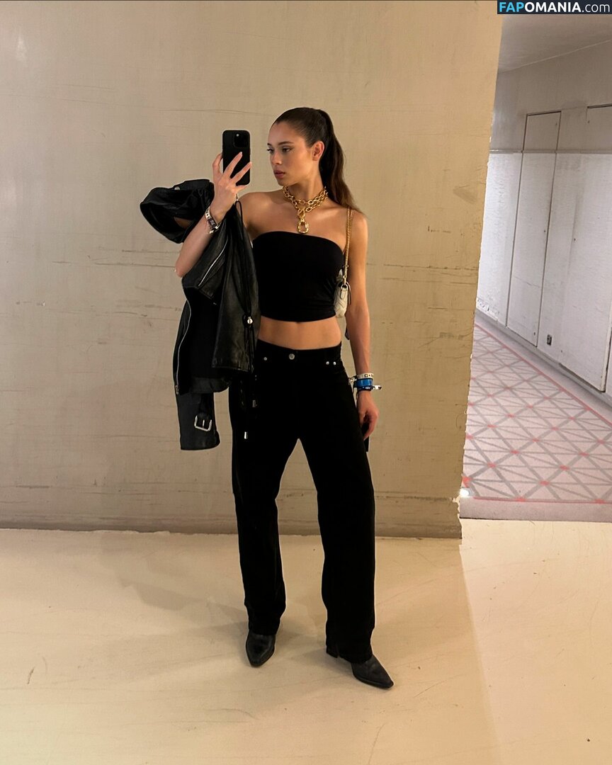 Daniela Melchior / danielamelchior Nu OnlyFans  Photo fuitée #636