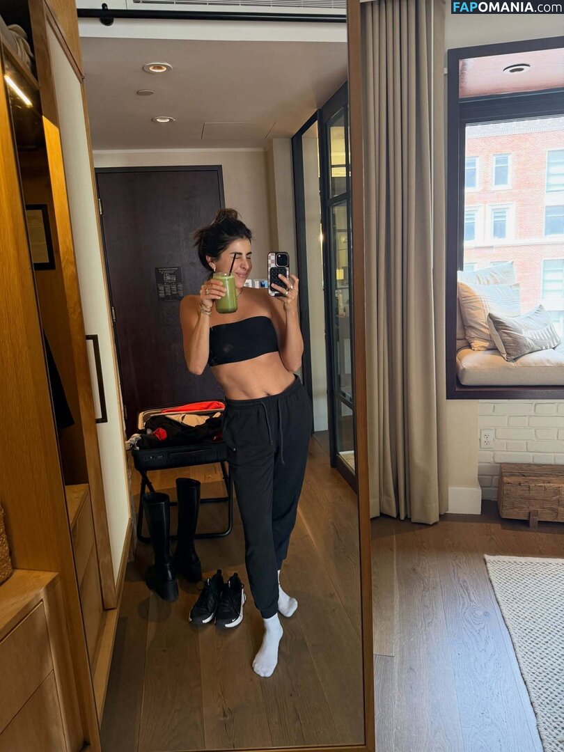 Daniella Monet / daniellamonet Nu OnlyFans  Photo fuitée #128