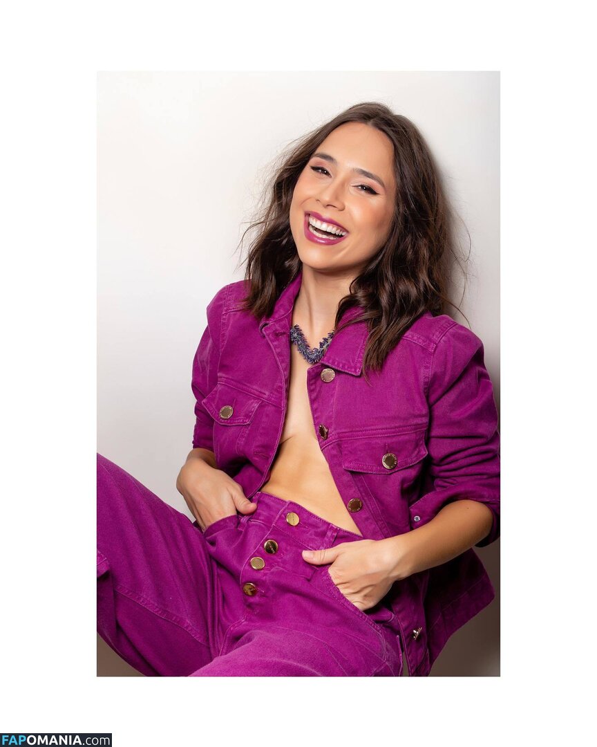 Daphne Bozaski / daphnebozaski Nu OnlyFans  Photo fuitée #8